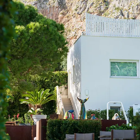 Unìco Boutique D'arte Hotel 4*