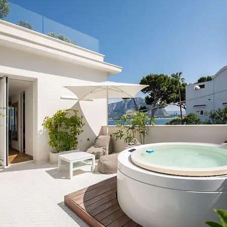 Hotel Unìco Boutique D'arte 4*