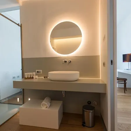 Unico Boutique D'arte 4*